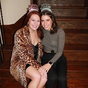 Meet your Posher, Nicole